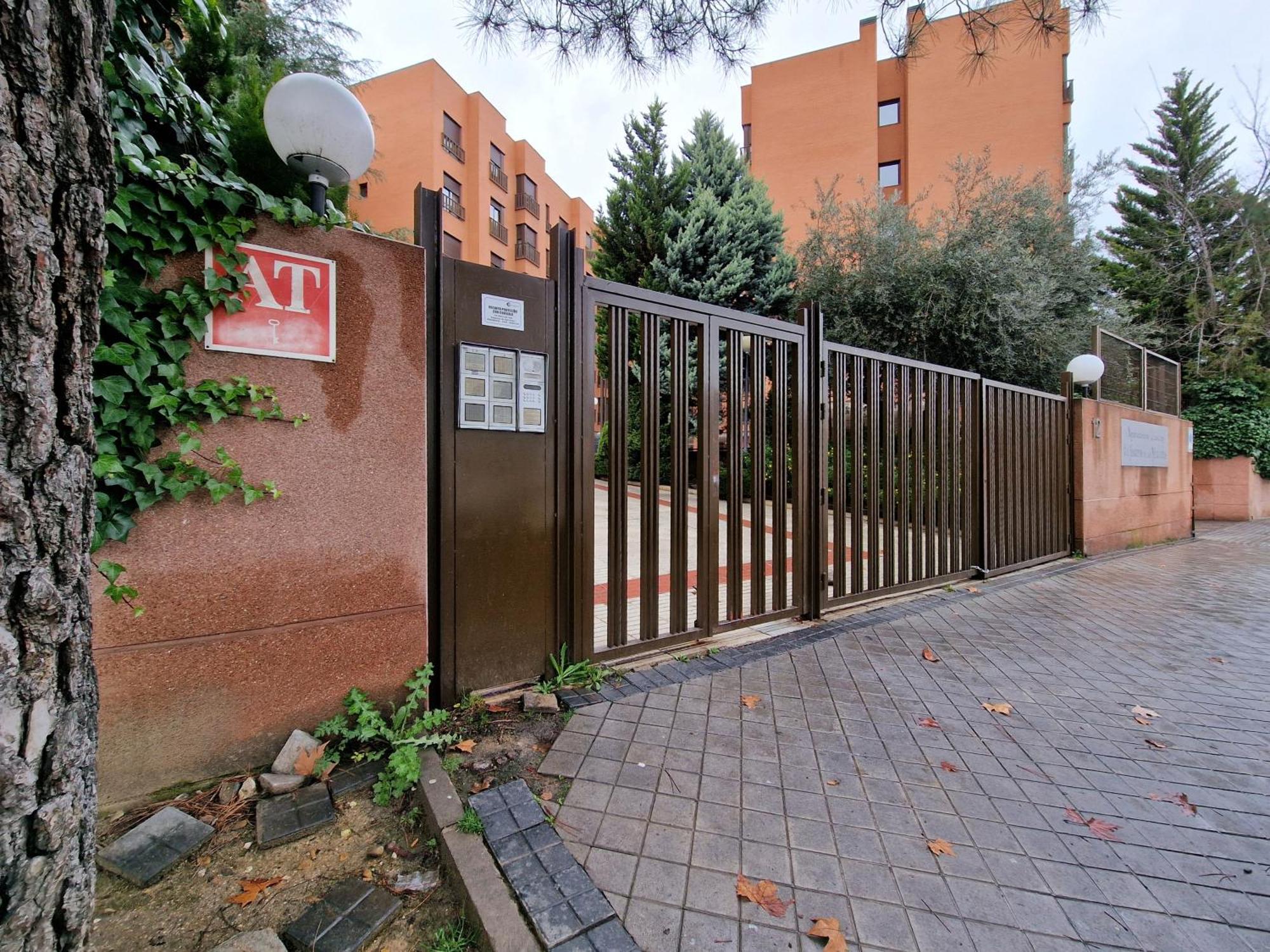 Samaniego, Piscina Y Garaje Junto Civitas Metropolitano Y Aeropuerto Madrid Dış mekan fotoğraf